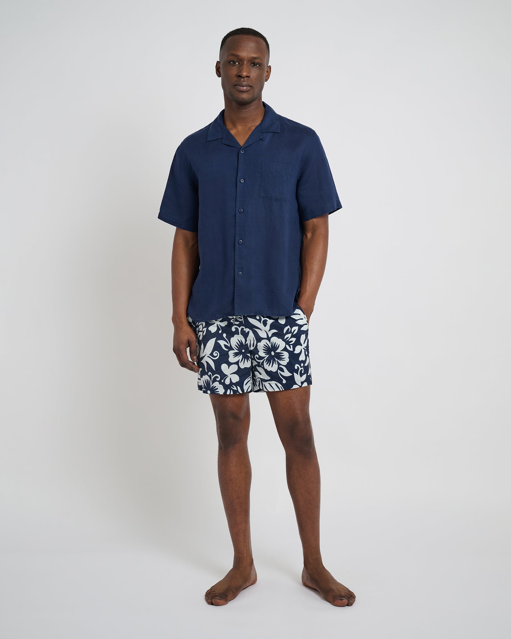 Air Linen Convertible Vacation Shirt - Image 4